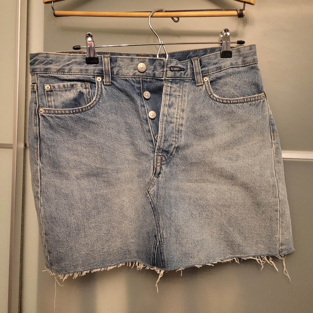 denim skirt, H&M size 10,blue color